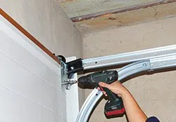 Metro Garage Door Repair Service North Las Vegas, NV 702-708-1018 - installation-side